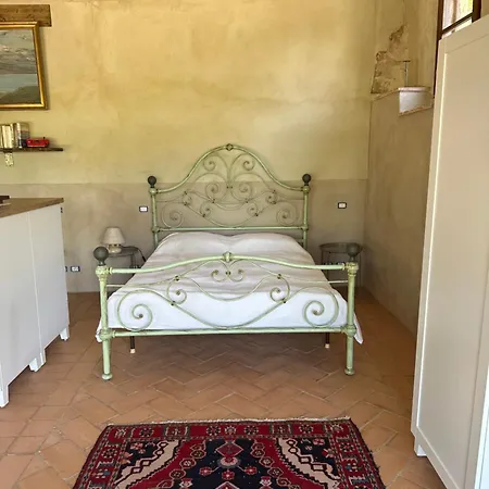 La Tana Del Grifo - Podere Amodeo Country house Chiusi